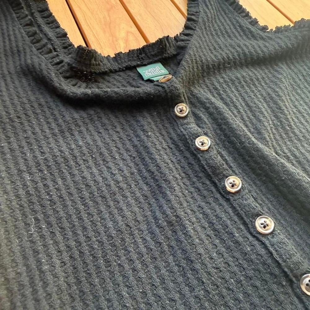 Wild Fable black ribbed knit button up tank top